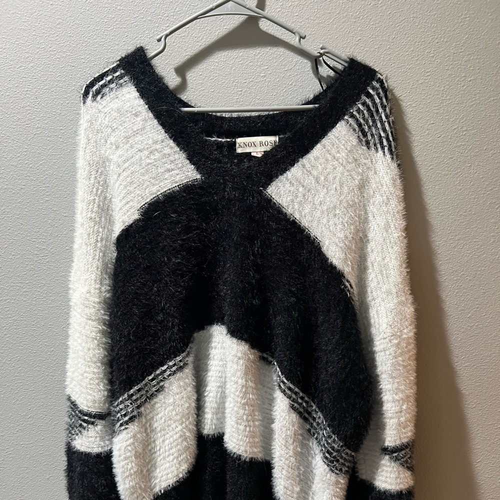 Target Knox Rose V neck sweater